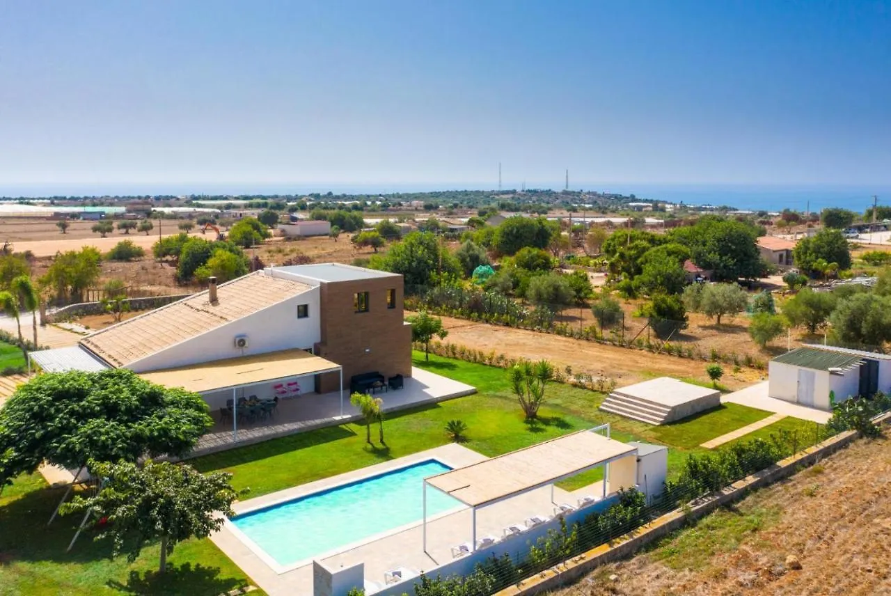 Villa Akos Ragusa
