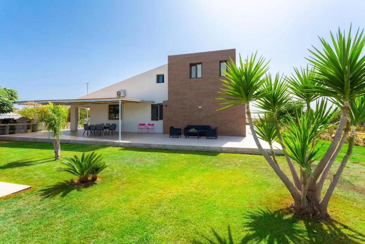 Villa Akos Ragusa